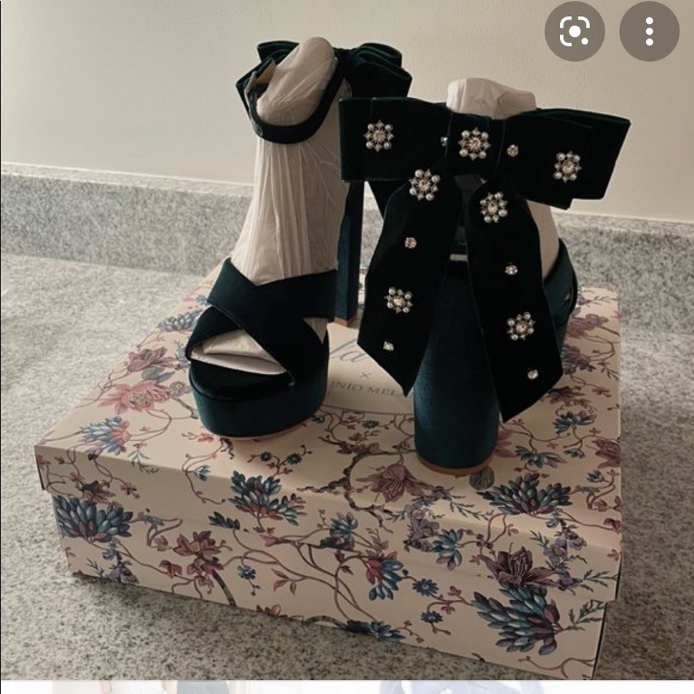 Antonio Melani x Nicola Bathie Lila Velvet Bow Platform Sandals
